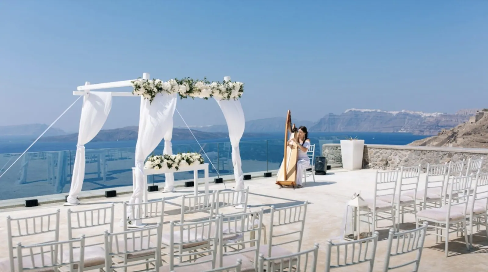Cavo Ventus Luxury Villa, a cliffside terrace wedding venue overlooking the caldera in Santorini, Greece